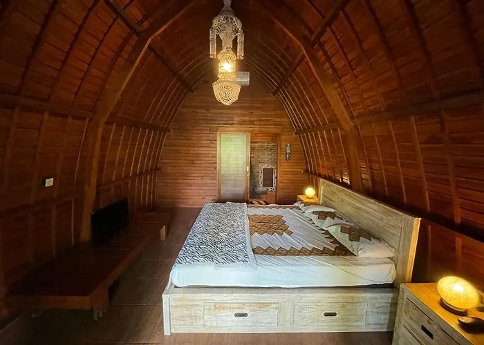 ゲストハウス Sugita Wooden House パヤンガン