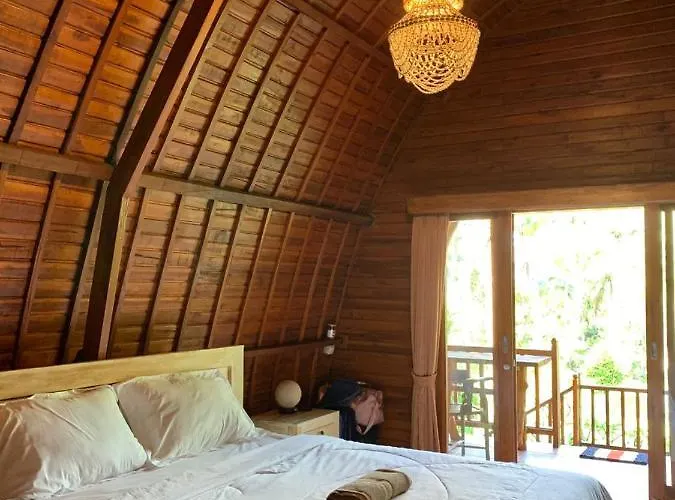 Sugita Wooden House ゲストハウス 4*