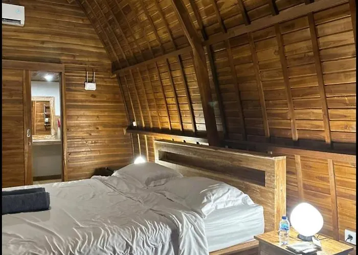 ゲストハウス Sugita Wooden House